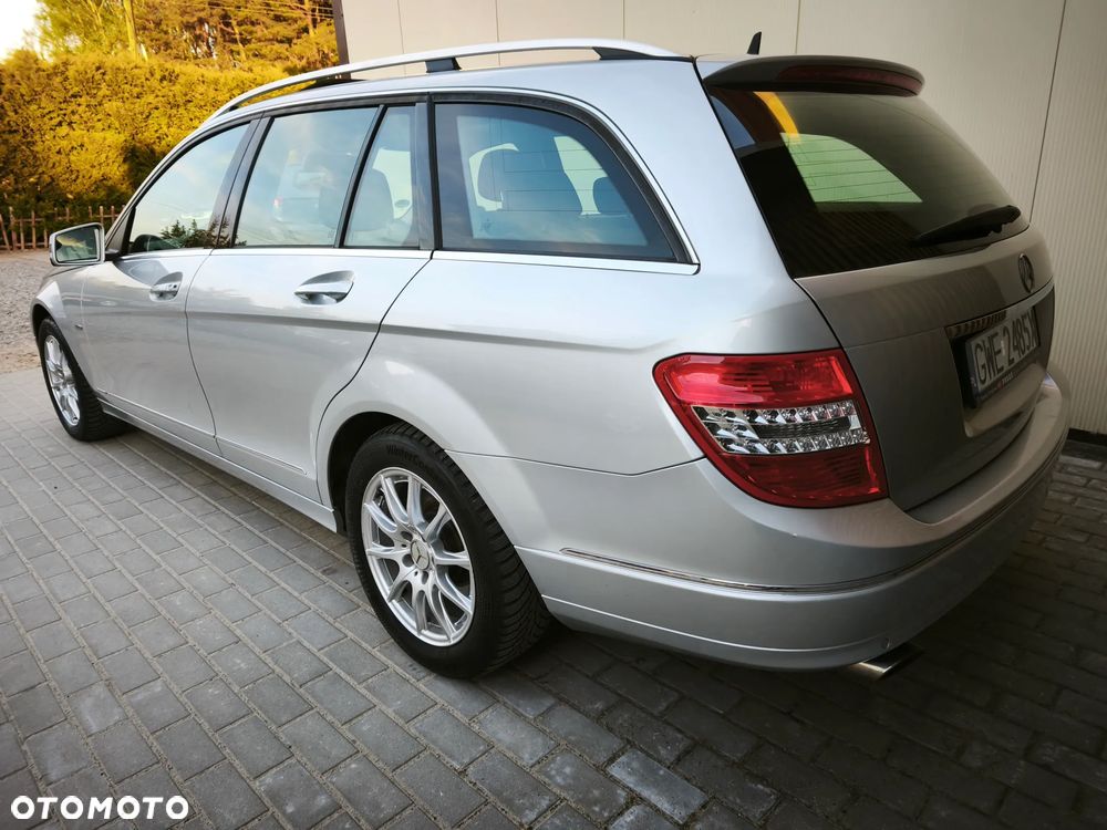 Mercedes-Benz Klasa C 200 (BlueEFFICIENCY) 7G-TRONIC Elegance - 3