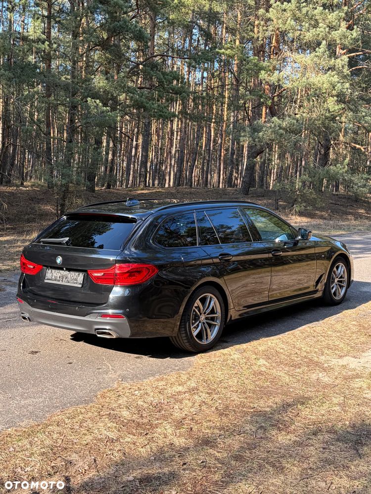 BMW Seria 5 520d M Sport Edition - 3