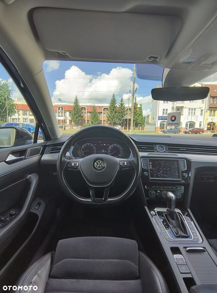 Volkswagen Passat 2.0 TSI BMT 4Mot Highline DSG - 27