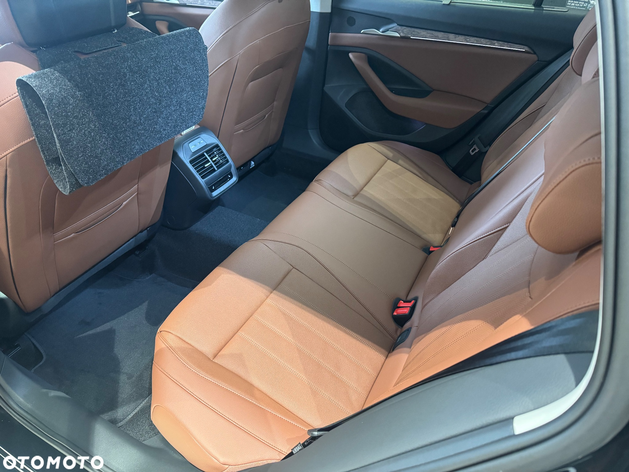 Skoda Superb 2.0 TDI SCR 4x4 L&K DSG - 7