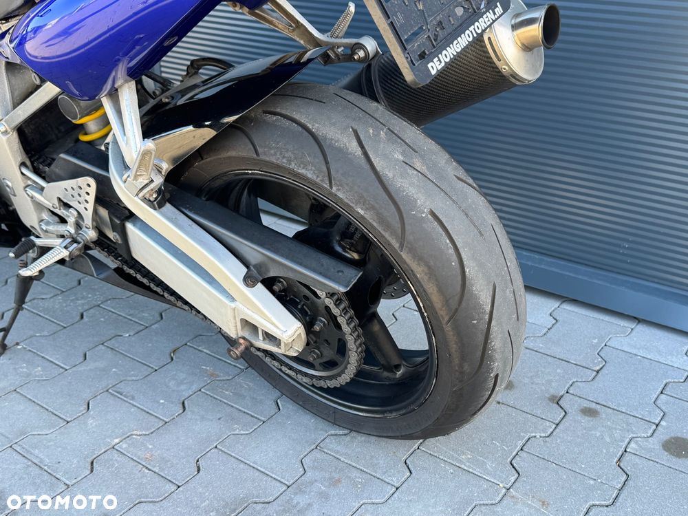 Yamaha R6 - 18