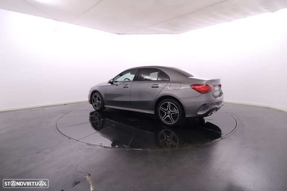Mercedes-Benz A 250 - 5