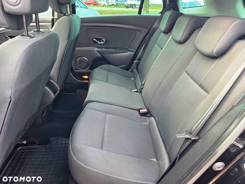 Renault Megane TCe 130 Expression - 25