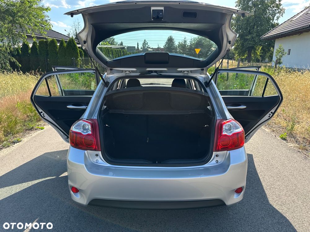 Toyota Auris 1.33 VVT-i Active - 19