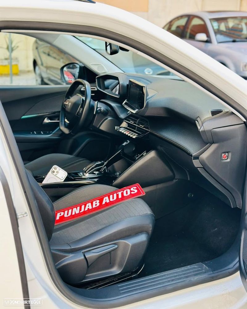 Peugeot 2008 1.5 BlueHDi Allure EAT8 - 6