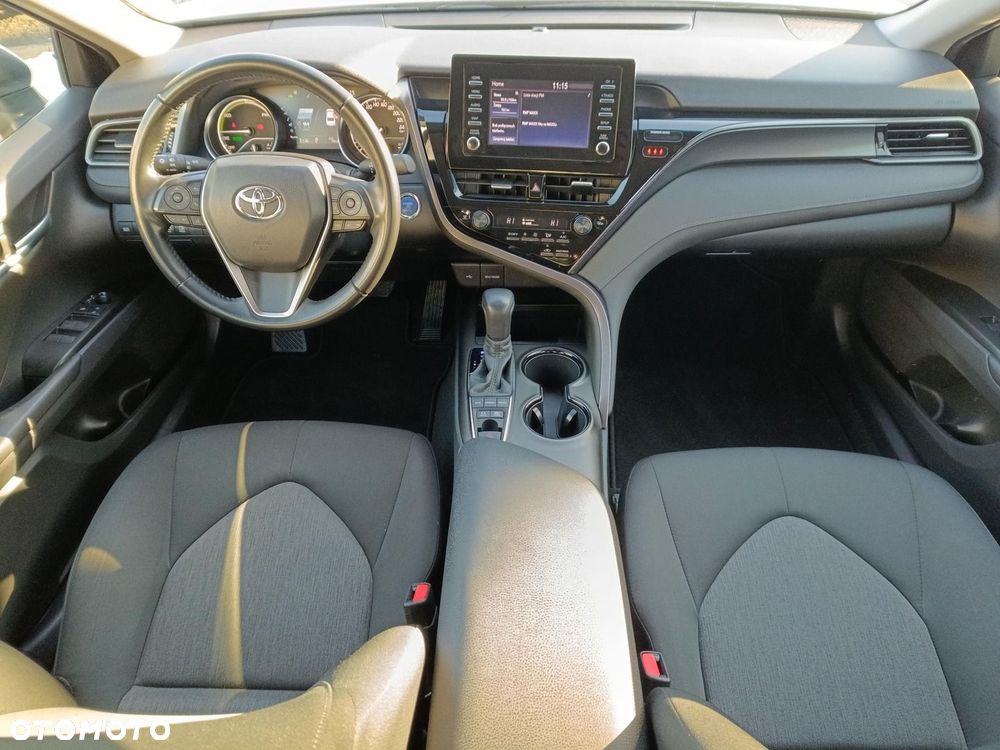 Toyota Camry 2.5 Hybrid Comfort CVT - 8
