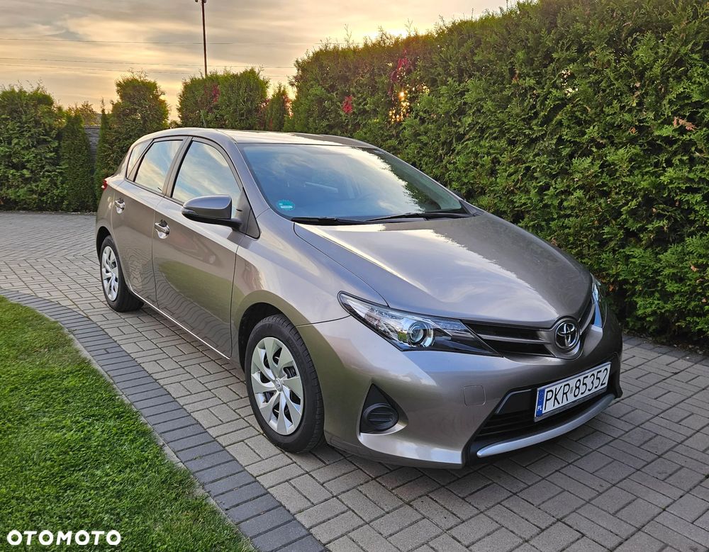 Toyota Auris 1.33 VVT-i - 17