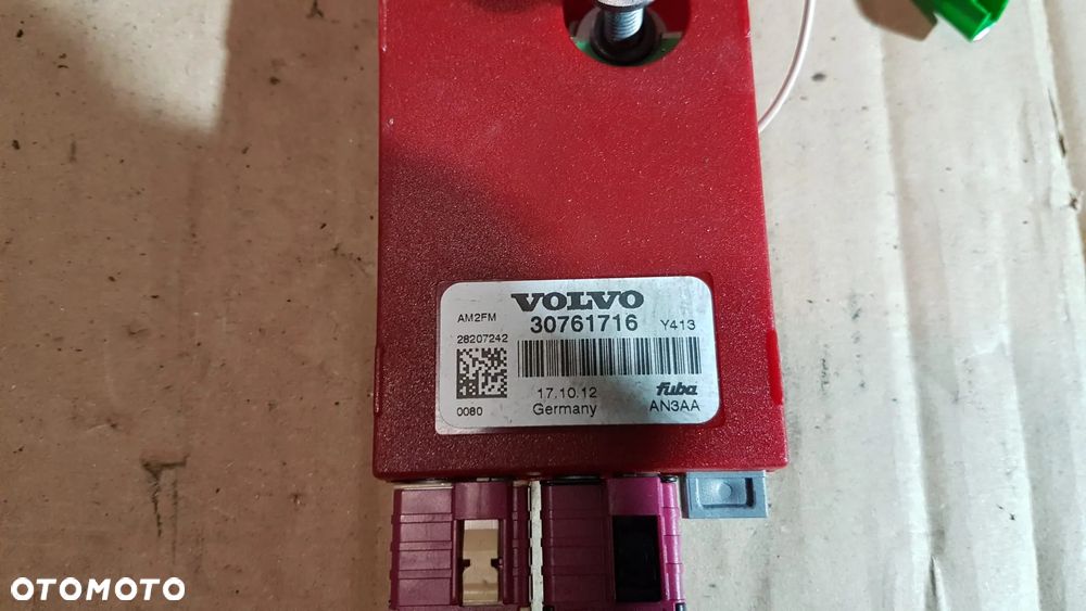 WZMACNIACZ ANTENY VOLVO XC60 30761716 - 2