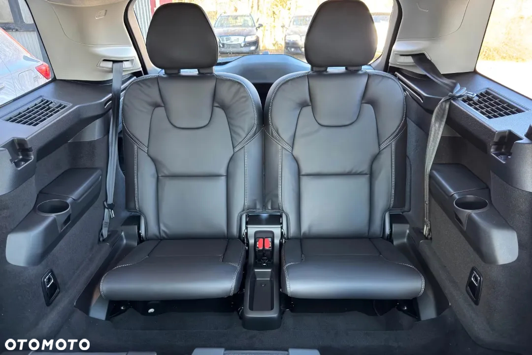 Volvo XC 90 B5 B AWD Core - 19