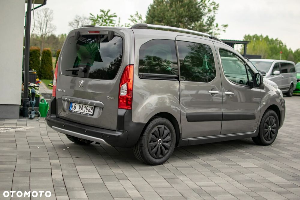 Peugeot Partner 110 Escapade - 17