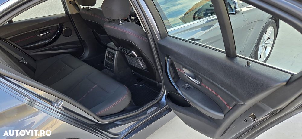 BMW Seria 3 318d - 11
