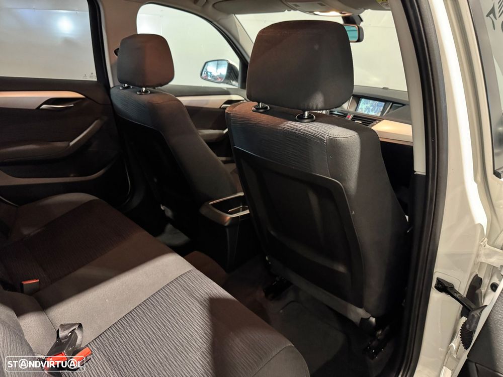 BMW X1 16 d sDrive Line Sport - 37