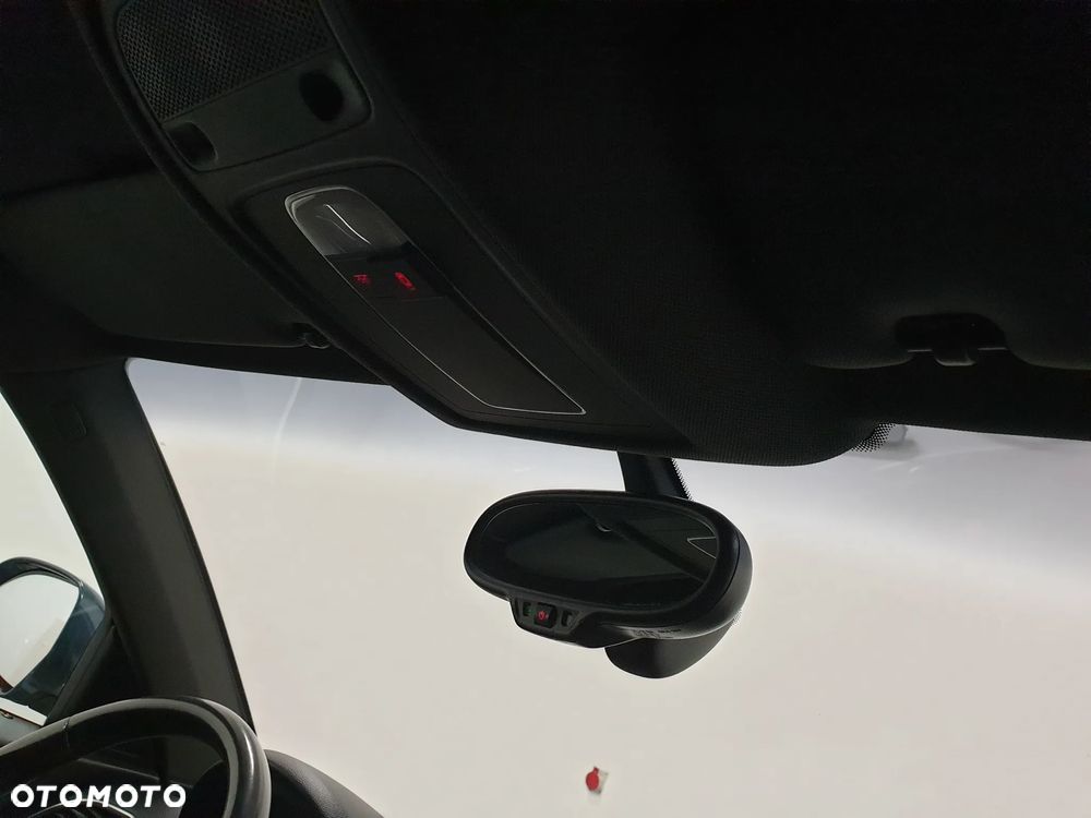 Audi Q3 2.0 TDI Sport - 28