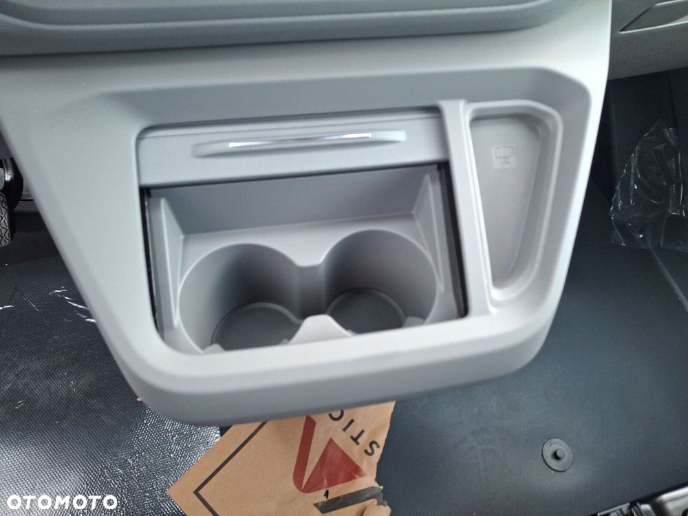 Volkswagen Transporter Furgon Plus - 26