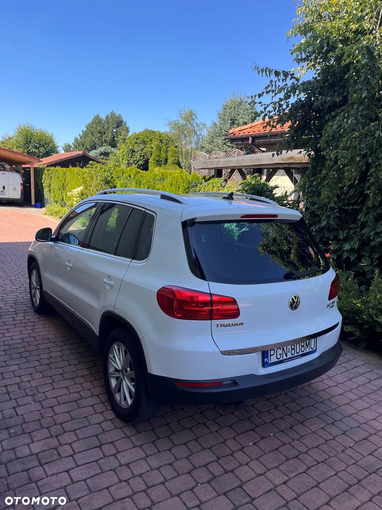 Volkswagen Tiguan 2.0 TDI DPF 4Motion BlueMotion Technology Exclusive - 5