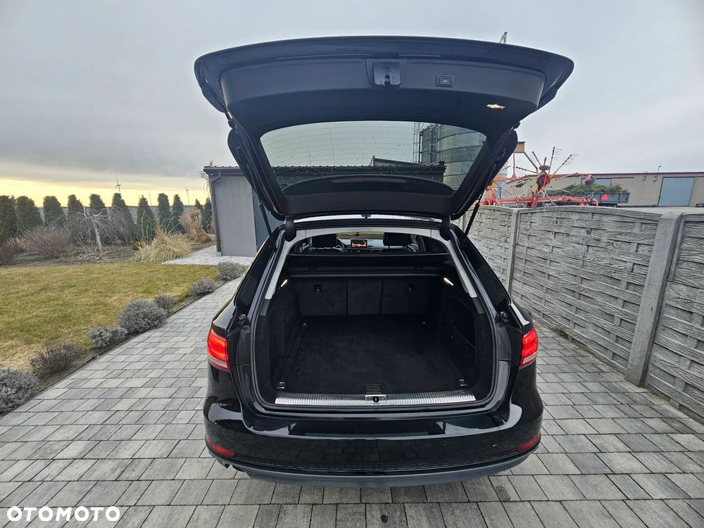 Audi A4 Avant - 11