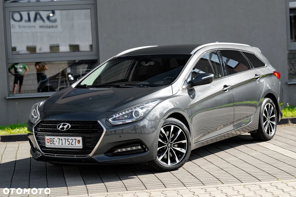 Hyundai i40 Kombi 1.7 CRDi DCT Premium - 2