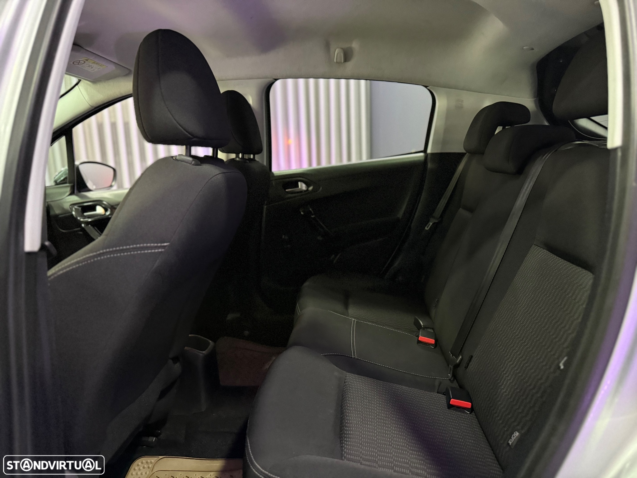 Peugeot 208 1.2 PureTech Style - 7