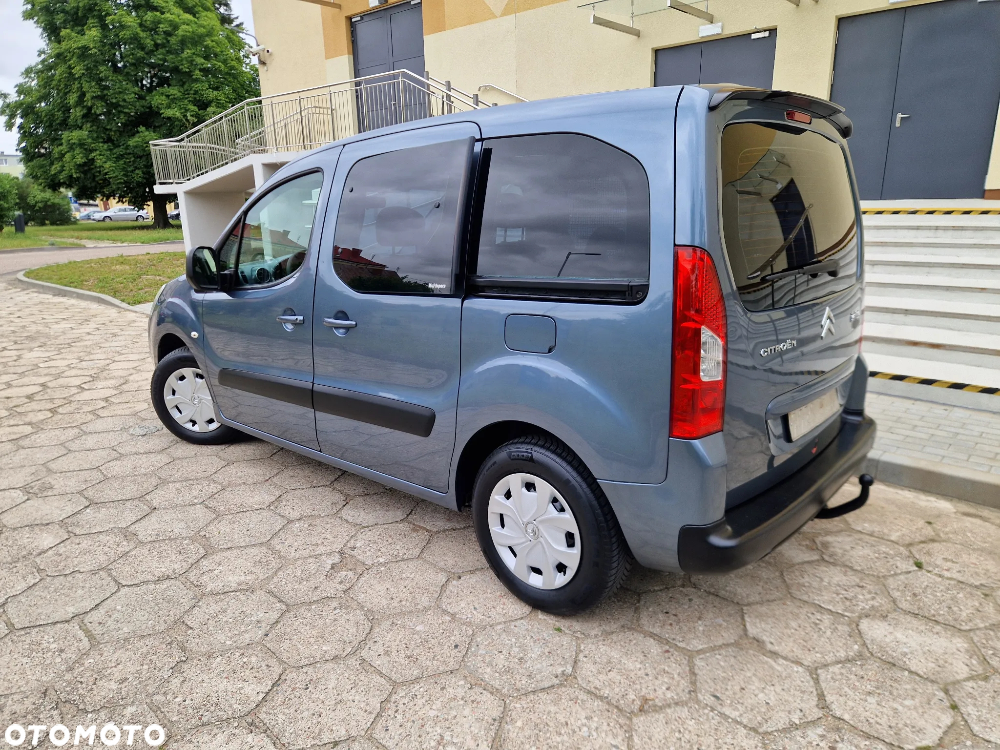 Citroën Berlingo 1.6 HDi 110 FAP Multispace - 2