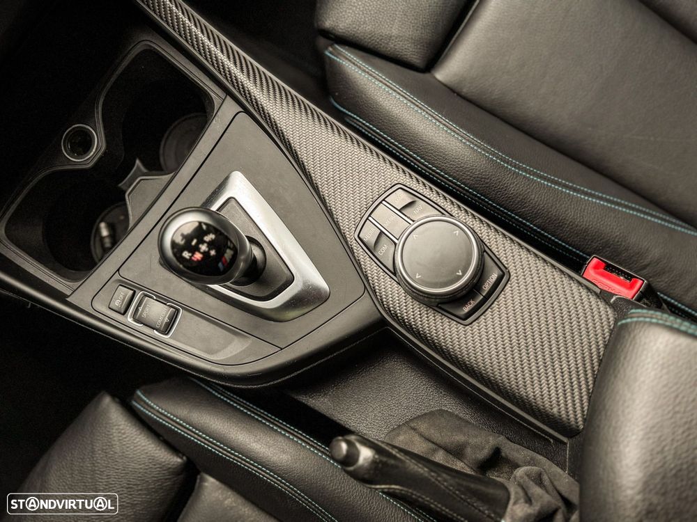 BMW M2 Auto - 32
