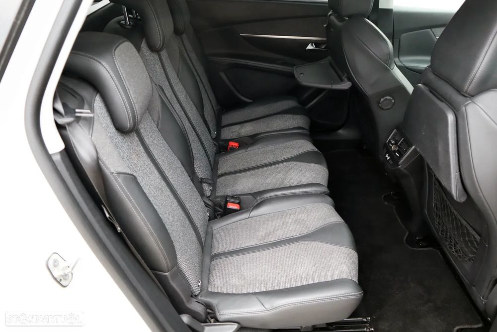 Peugeot 5008 BlueHDI 130 EAT8 Allure - 9