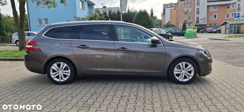 Peugeot 308 SW BlueHDi 120 Stop & Start Business-Line - 4
