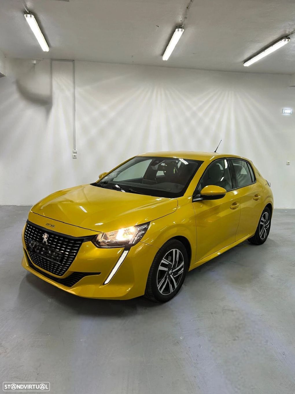 Peugeot 208 - 1