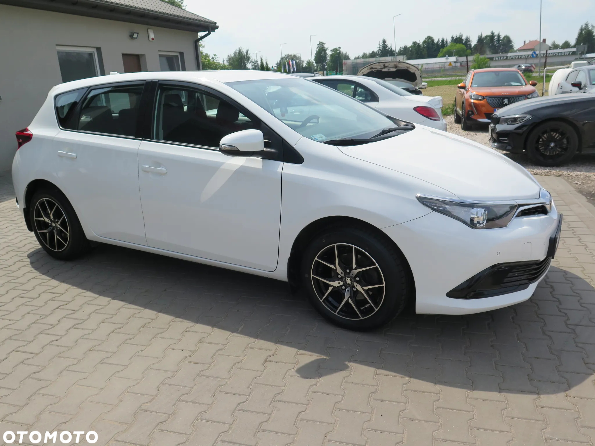 Toyota Auris 1.33 VVT-i Active - 11