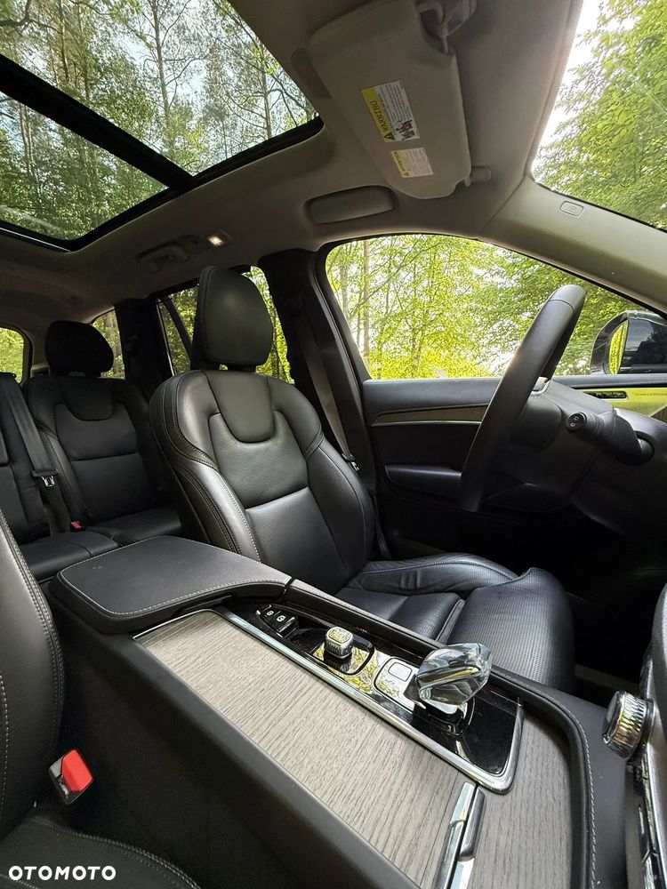 Volvo XC 90 T8 AWD Plug-In Hybrid Plus Dark 7os - 7
