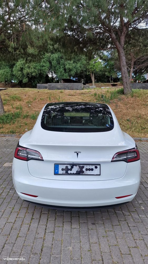 Tesla Model 3 Standard Range Plus RWD - 3
