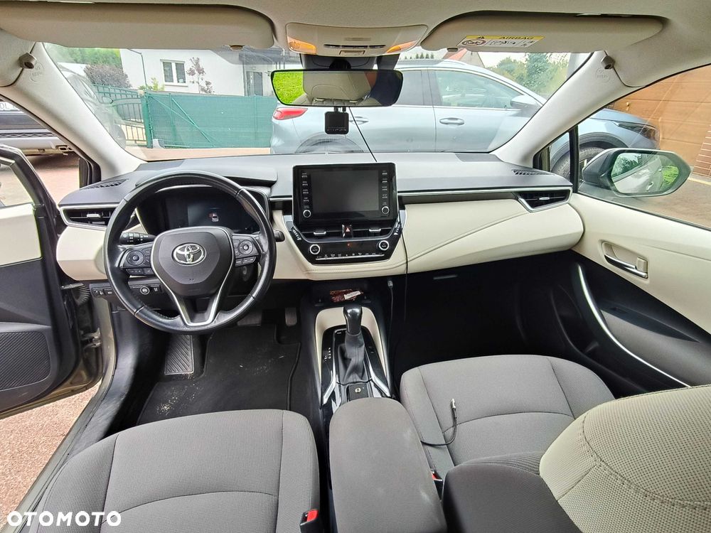 Toyota Corolla - 2