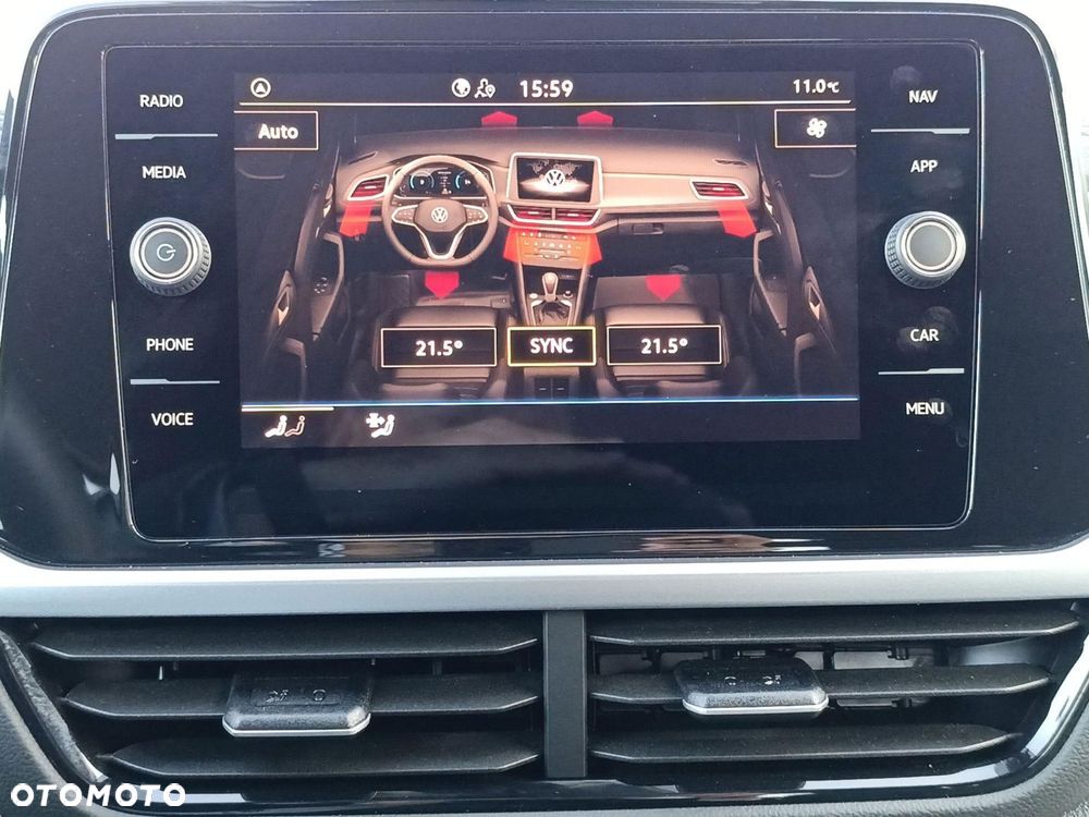 Volkswagen T-Roc - 35