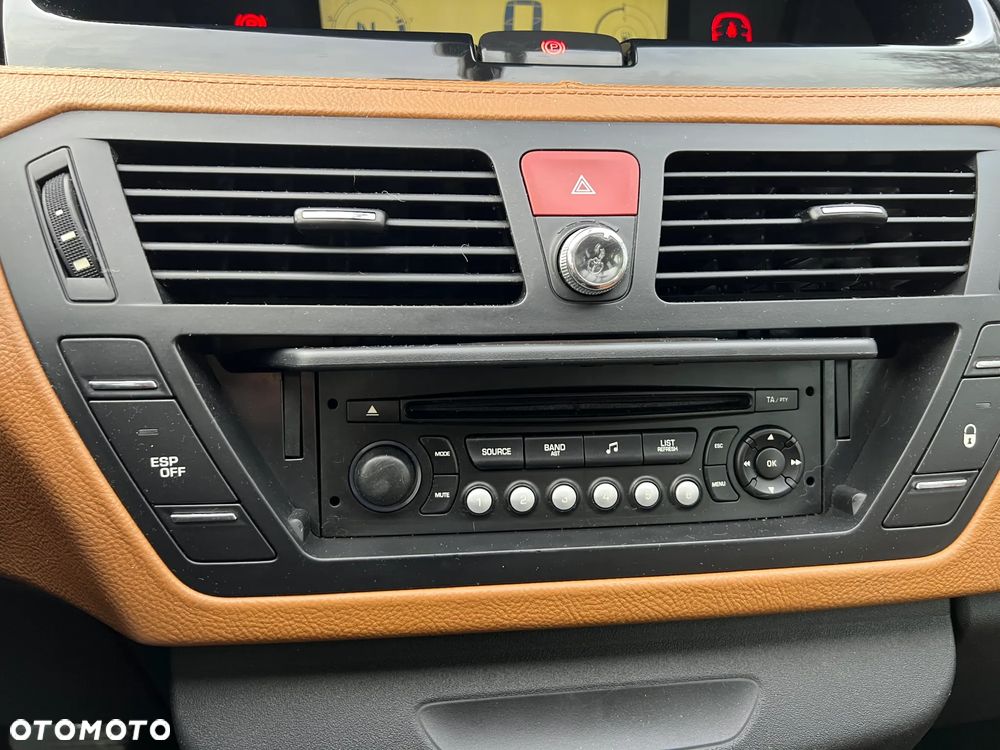 Citroën C4 Picasso THP 155 EGS6 Exclusive - 23