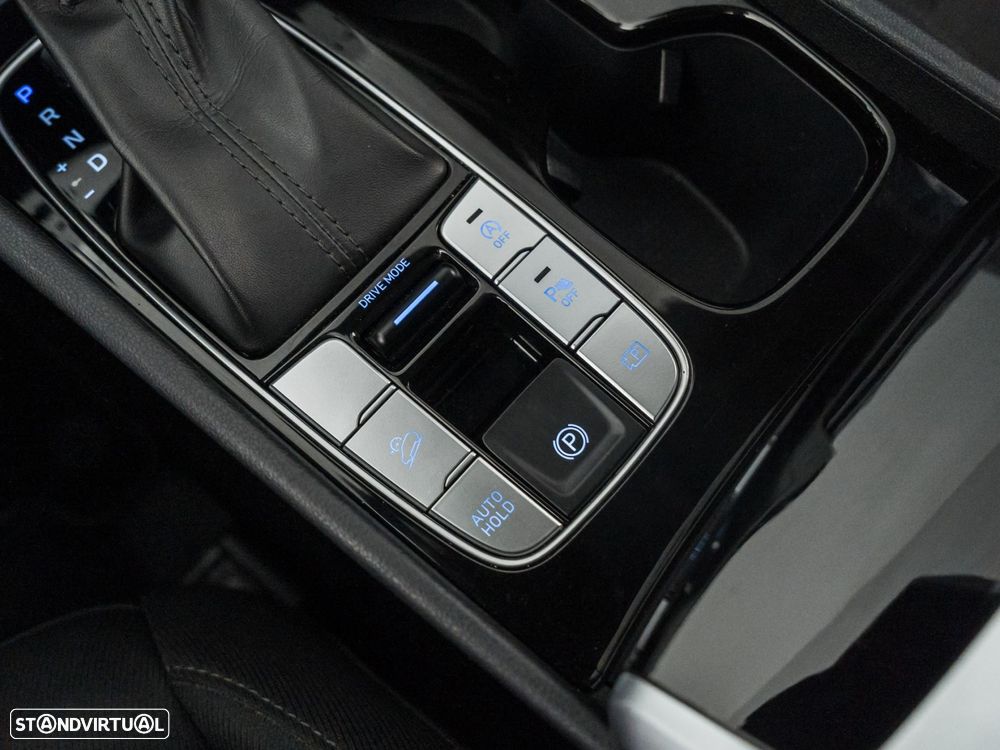 Hyundai Tucson 1.6 CRDi Premium DCT - 24