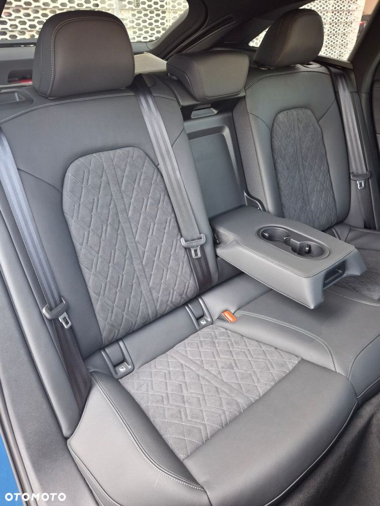 Audi A6 Avant - 16