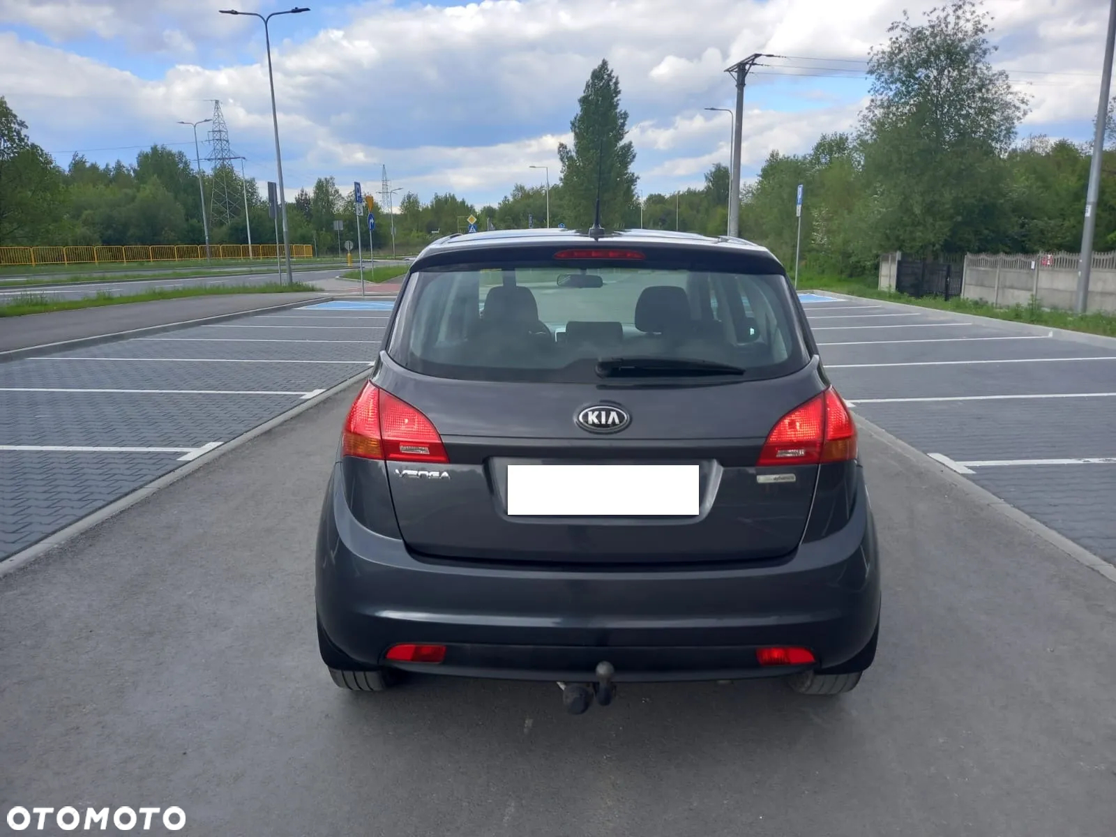 Kia Venga 1.4 CRDi 90 Attract - 6