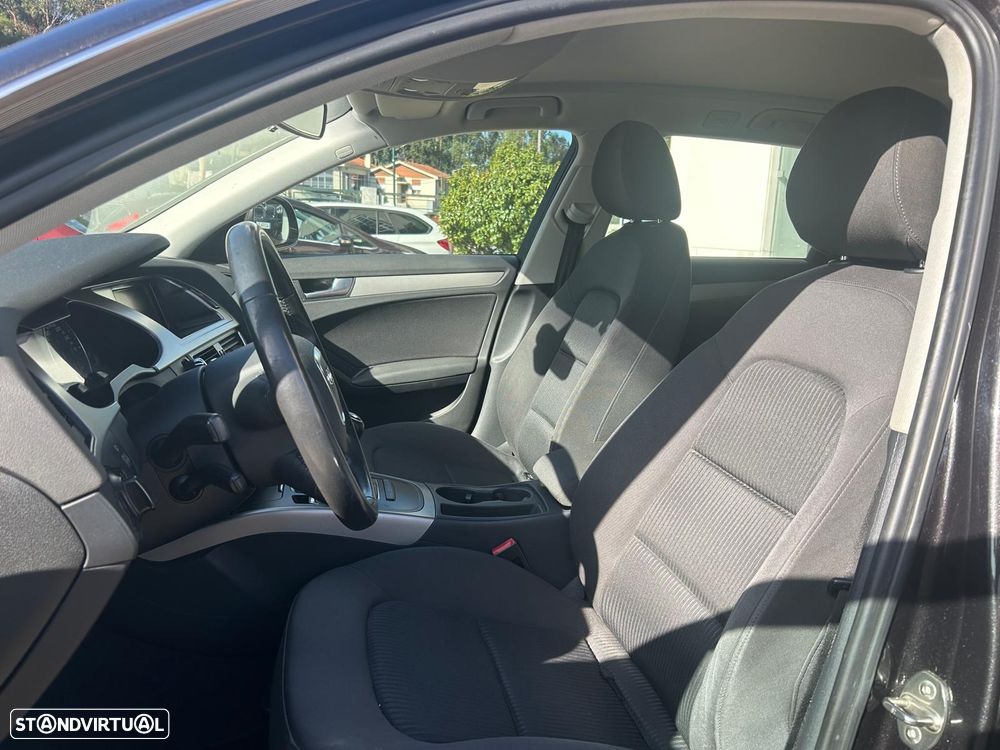 Audi A4 Avant 2.0 TDi Business Line Plus - 6