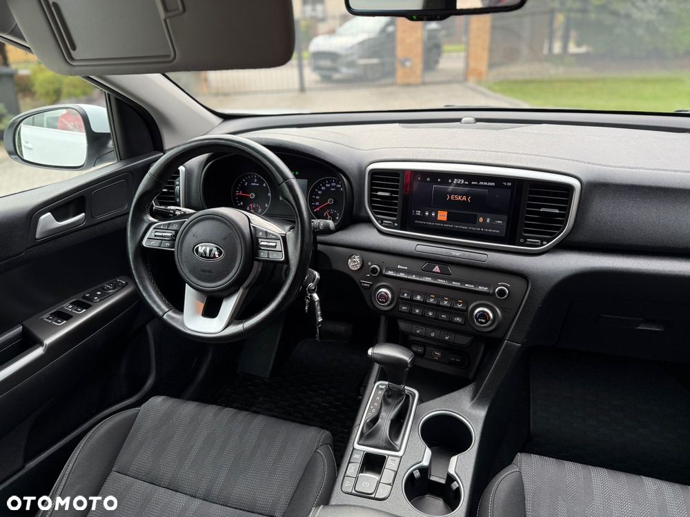 Kia Sportage 1.6 CRDI AWD Eco-Dynamics+ (48V M-H) DCT PLATINUM - 8