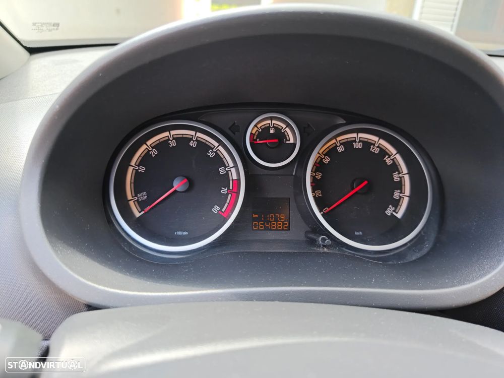 Opel Corsa 1.2 Connect - 3