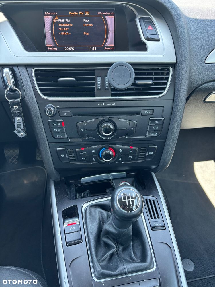 Audi A4 Avant - 9