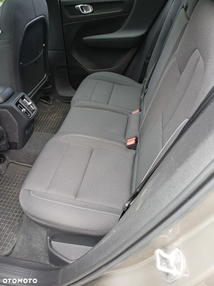 Volvo XC 40 T3 Momentum Core - 9
