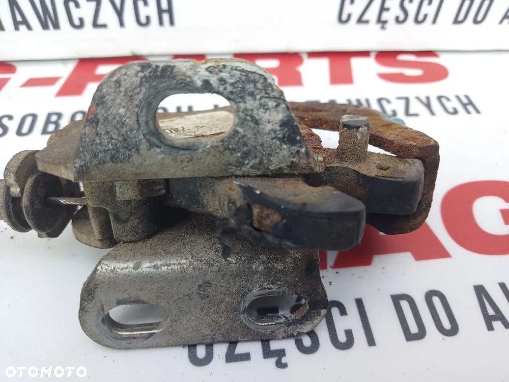 Zamek Tylny Prawy Tył Drzwi Skrzydełkowe Mercedes Vito W639 A6397400535 - 3