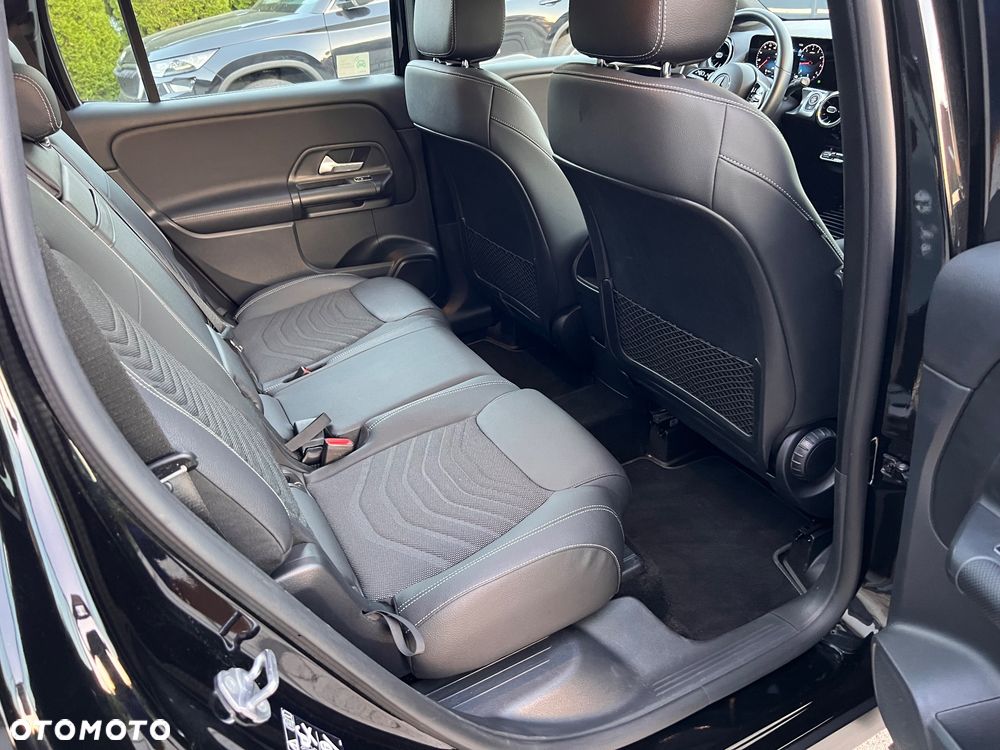 Mercedes-Benz GLB 200 7G-DCT - 10