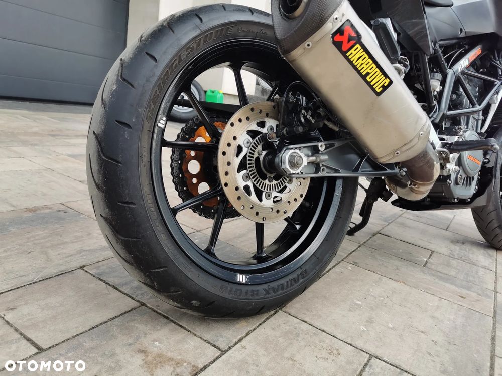 KTM Duke - 17