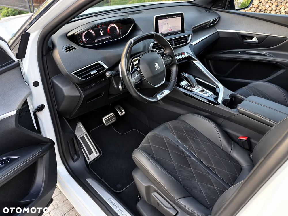 Peugeot 5008 - 9