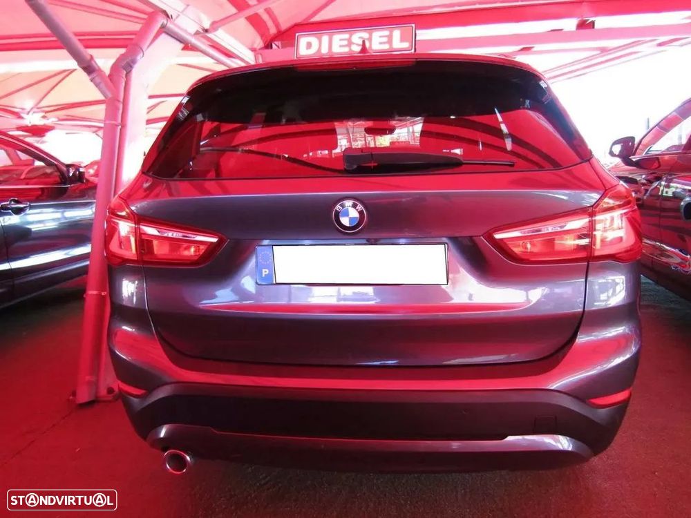 BMW X1 16 d sDrive Line xLine — photo 3