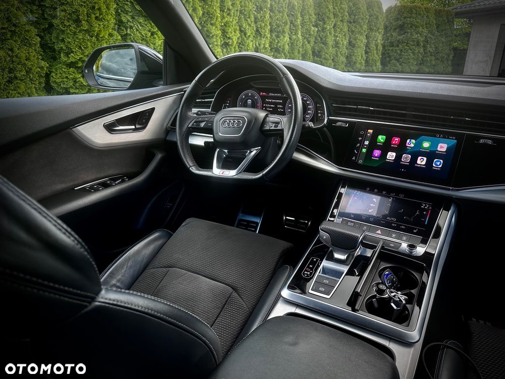 Audi Q8 - 6
