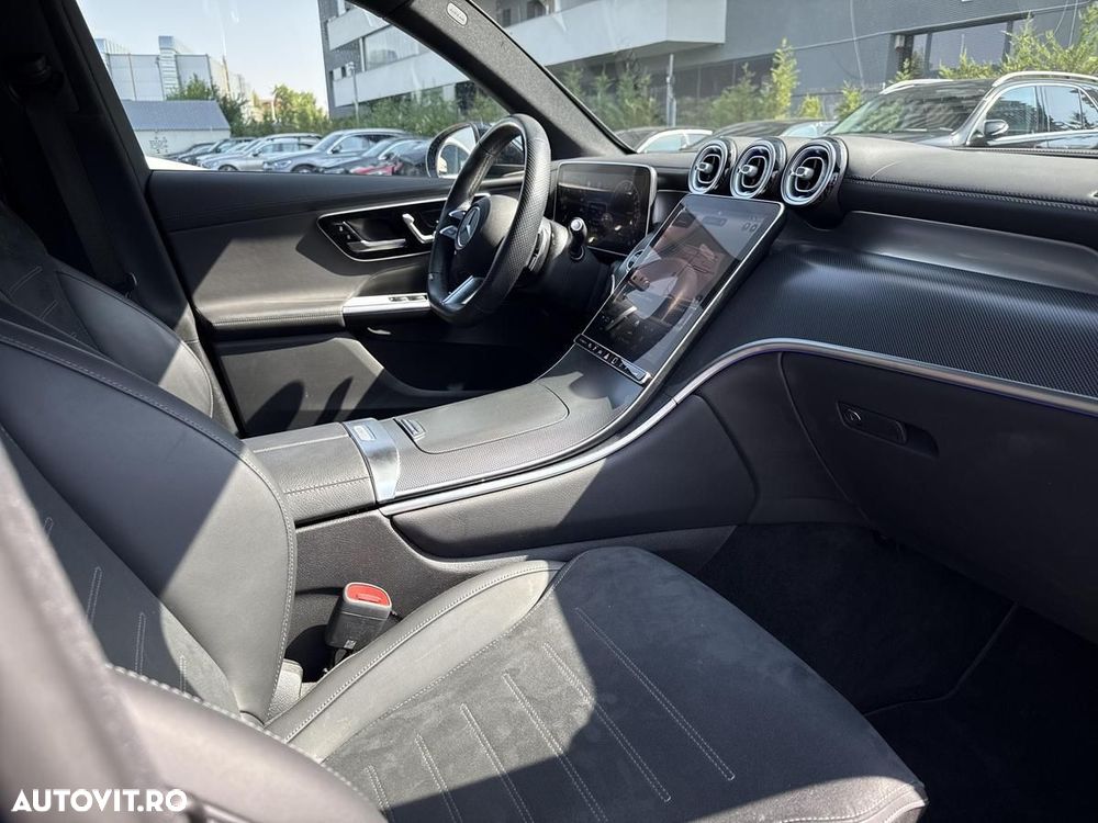 Mercedes-Benz GLC - 12