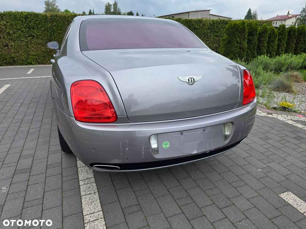 Bentley Flying Spur - 29
