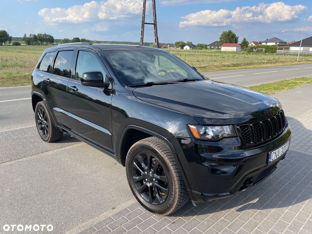 Jeep Grand Cherokee - 1